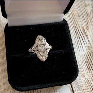 Vintage Silver Ring with Intricate Design